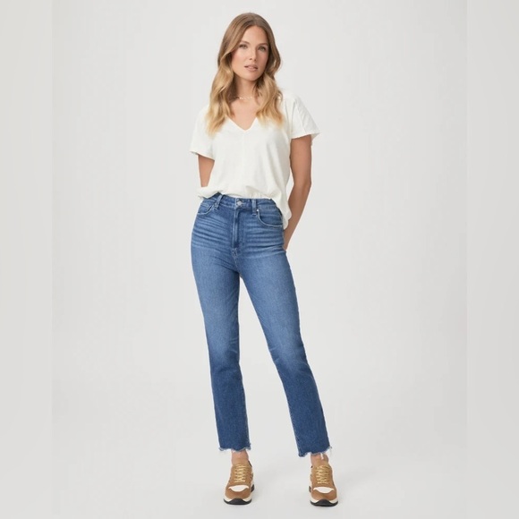 Paige Denim Cindy Raw Hem Straight Jeans in Bay Medium Wash Size 26